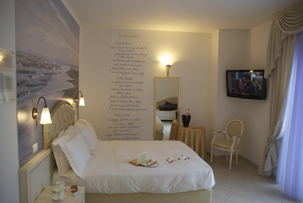 Sovrana Hotel & Spa Rimini Dış mekan fotoğraf